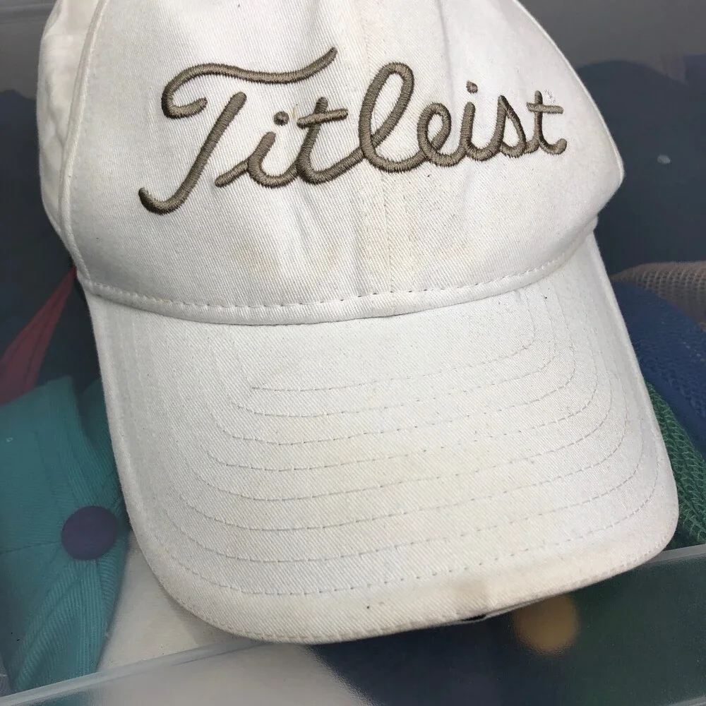 Titleist Hat White Adjustable Strap Cap Golf Course Golfing Club‎ Men's Women's